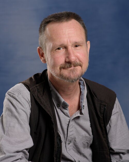 John E Hummel